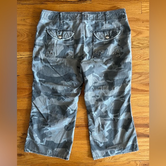 VTG So Wear It Declare It Y2K Camo Cargo Capri Street Grunge Utility Large Sz 11 - Picture 4 of 12